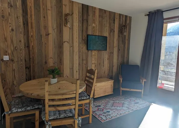 Appartement 4 Couchages ,Plein Sud Calme